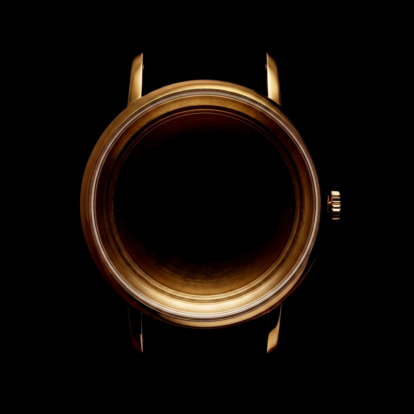 Empty 18k gold case with crown
